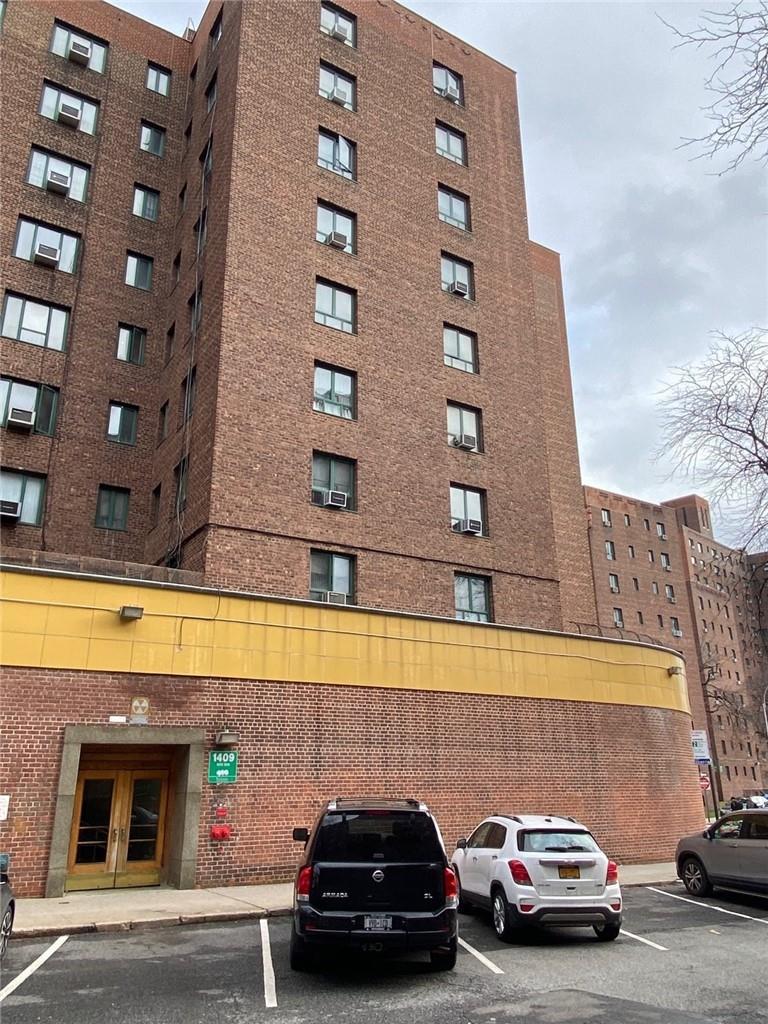 1 of 1 - 1409 Wood Road 3a, Bronx, NY