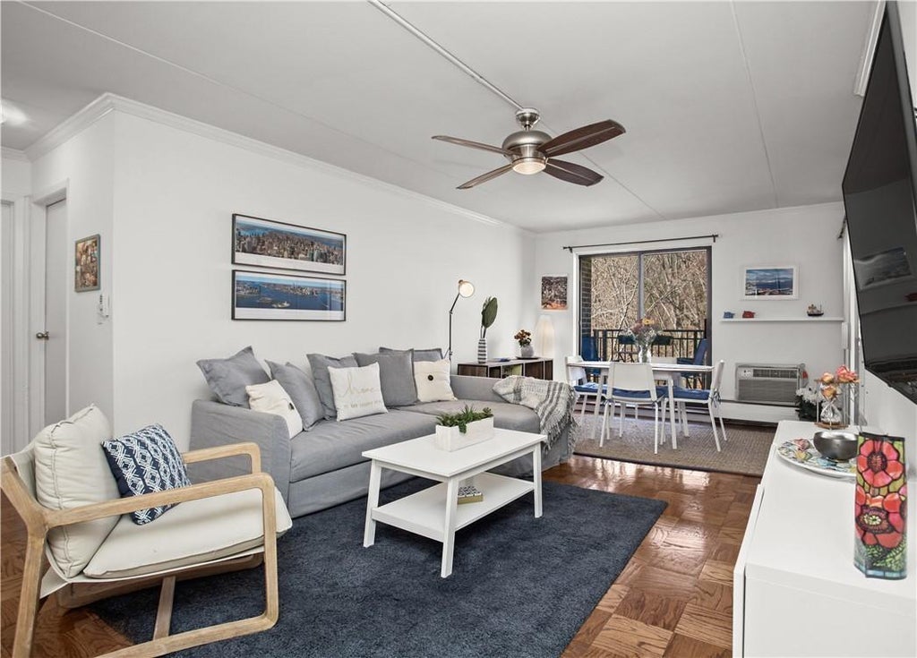 1 of 1 - 200 Diplomat Drive # 8f, Mount Kisco, NY