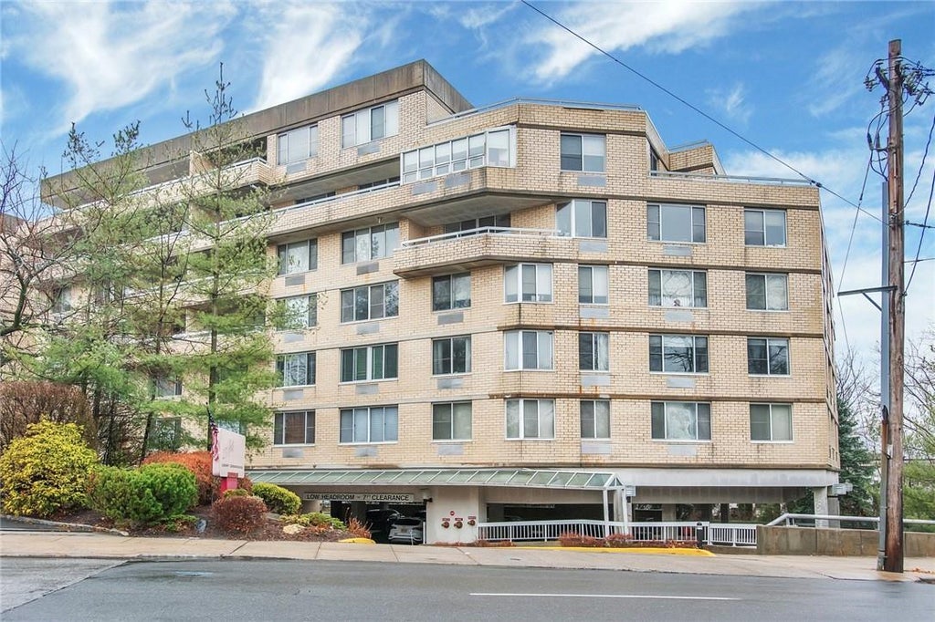 1 of 1 - 1270 North Avenue # 2e, New Rochelle, NY