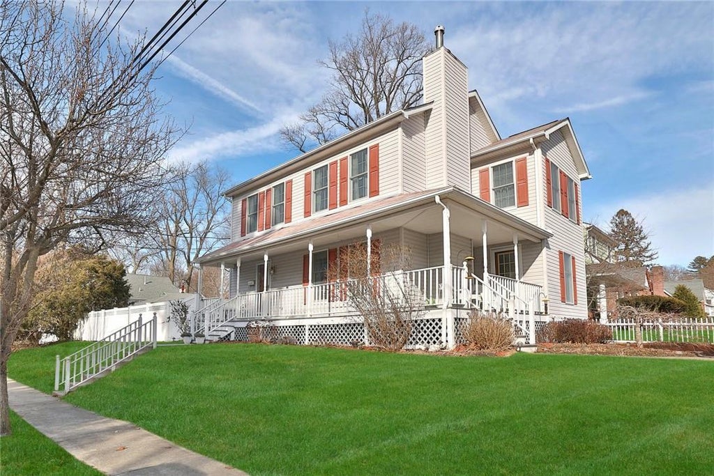 1 of 1 - 90 Penfield Avenue, Croton-on-Hudson, NY