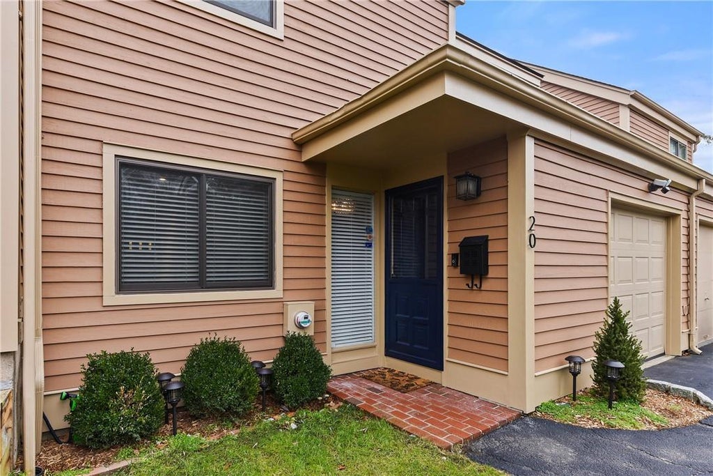 1 of 1 - 20 Bayberry Lane, Rye Brook, NY