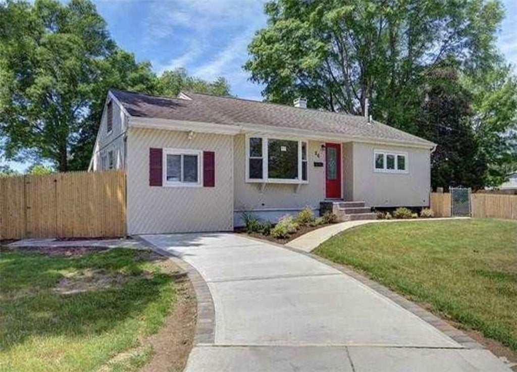 1 of 1 - 26 Pandora Drive, Brentwood, NY