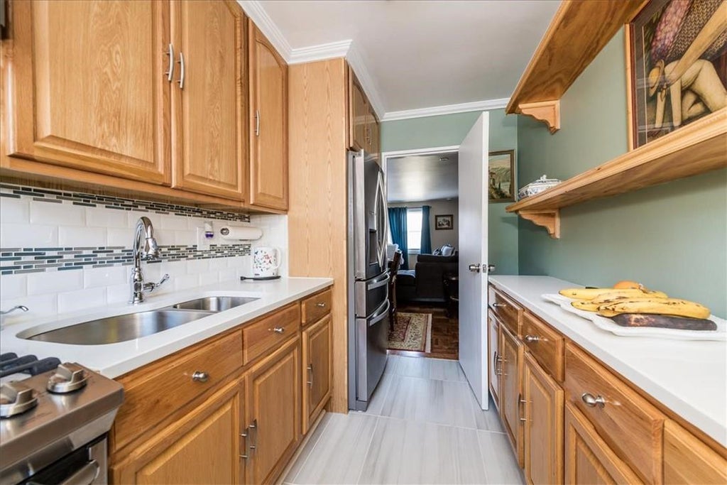 1 of 1 - 30 Oregon Avenue # A, Bronxville, NY