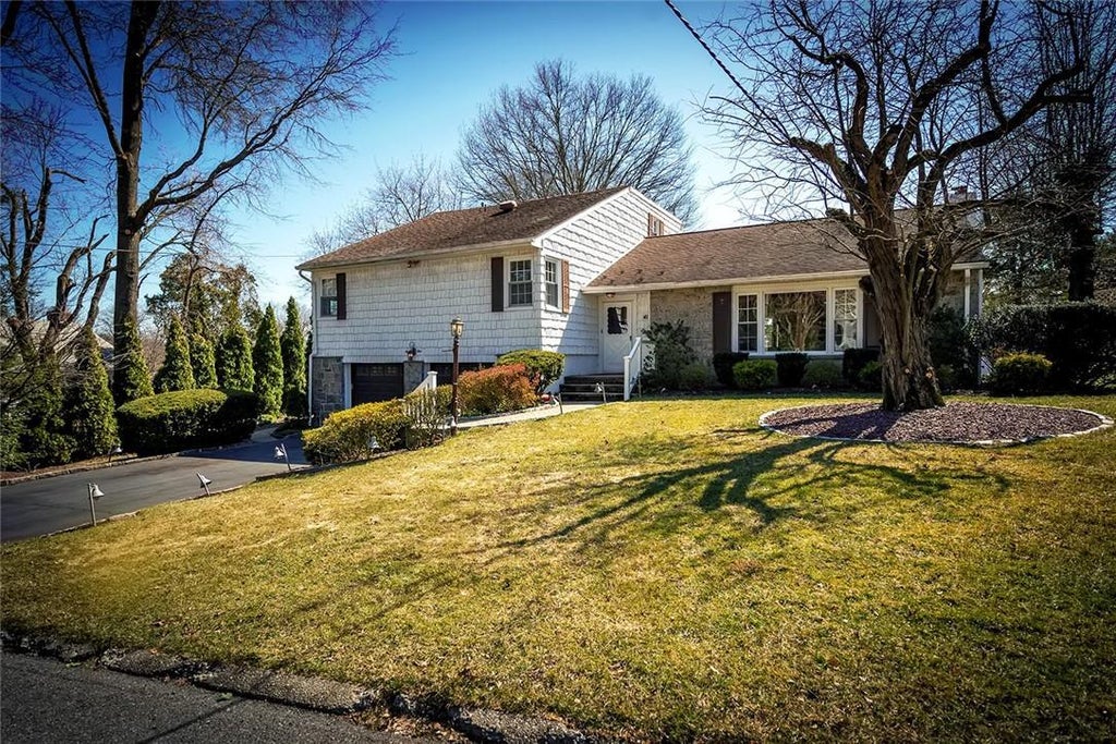 1 of 1 - 41 Michael Drive, Scarsdale, NY