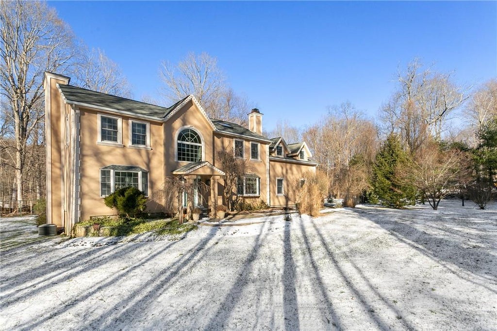 1 of 1 - 3 Brookfalls Road, Putnam Valley, NY