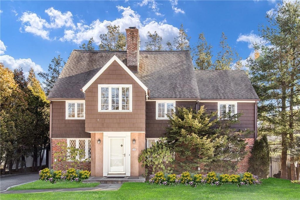 1 of 1 - 175 Glendale Road, Scarsdale, NY
