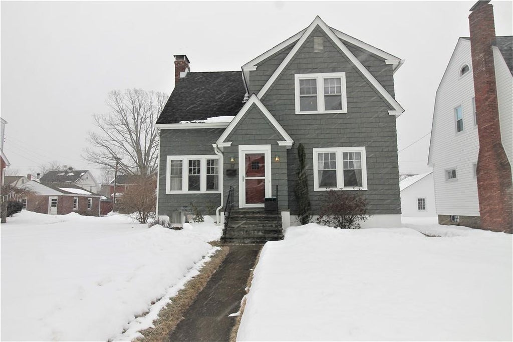 1 of 1 - 17 Kingston Avenue, Poughkeepsie, NY