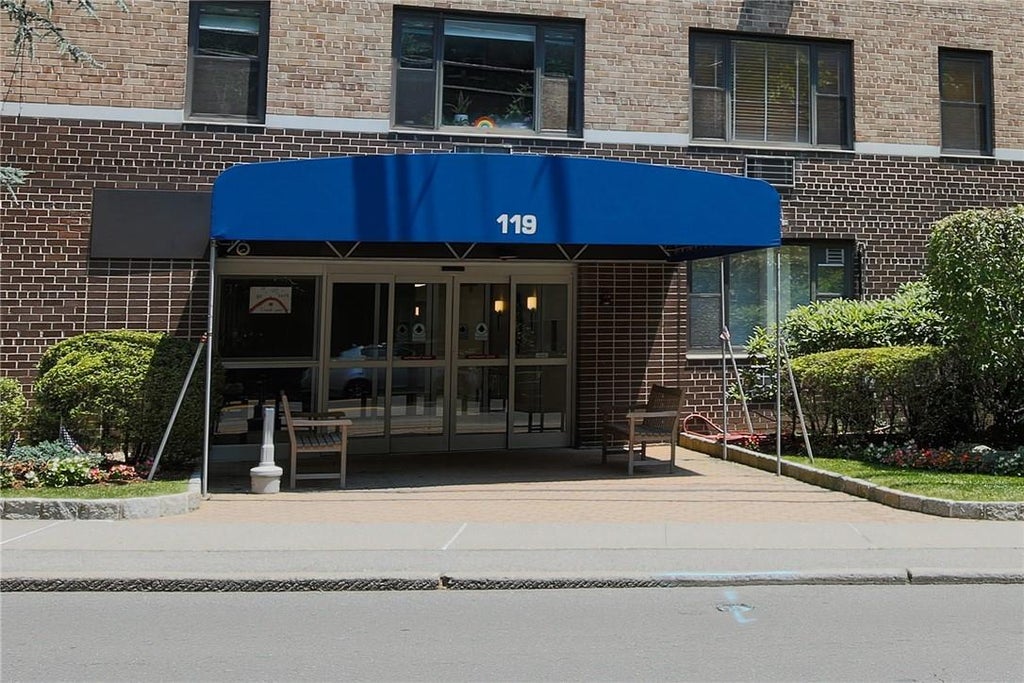 1 of 1 - 119 Hartsdale Avenue # 3h, Hartsdale, NY