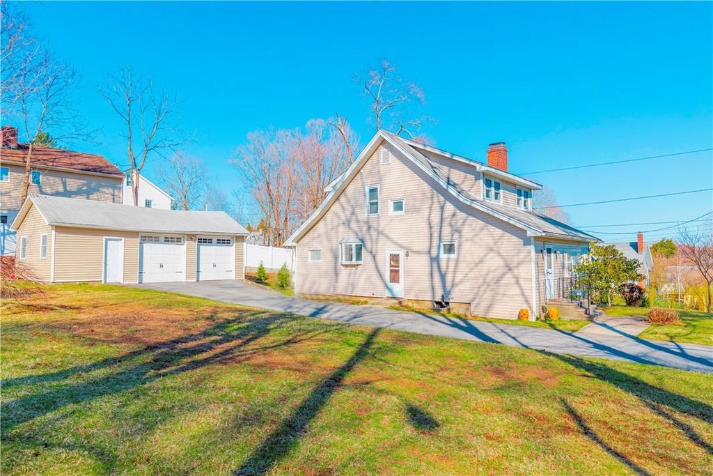 1 of 1 - 25 North St., Bedford Hills, NY