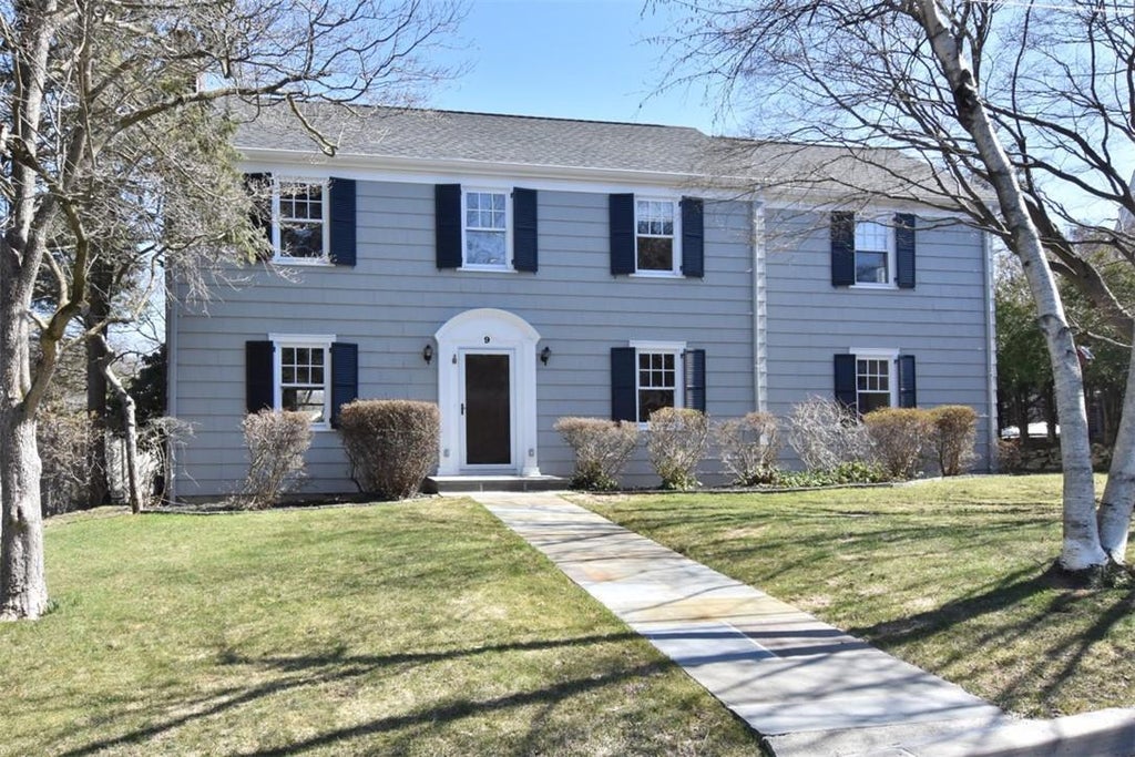 1 of 1 - 9 Park Avenue, Irvington, NY