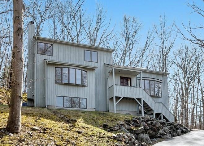 1 of 1 - 559 Millwood Road, Chappaqua, NY