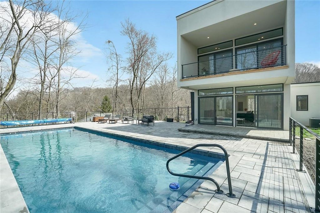 1 of 1 - 431 Sheafe Road, Wappingers Falls, NY