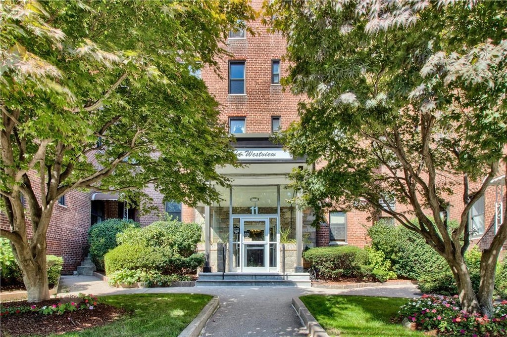 1 of 1 - 11 Bronx River Road 5j, Yonkers, NY