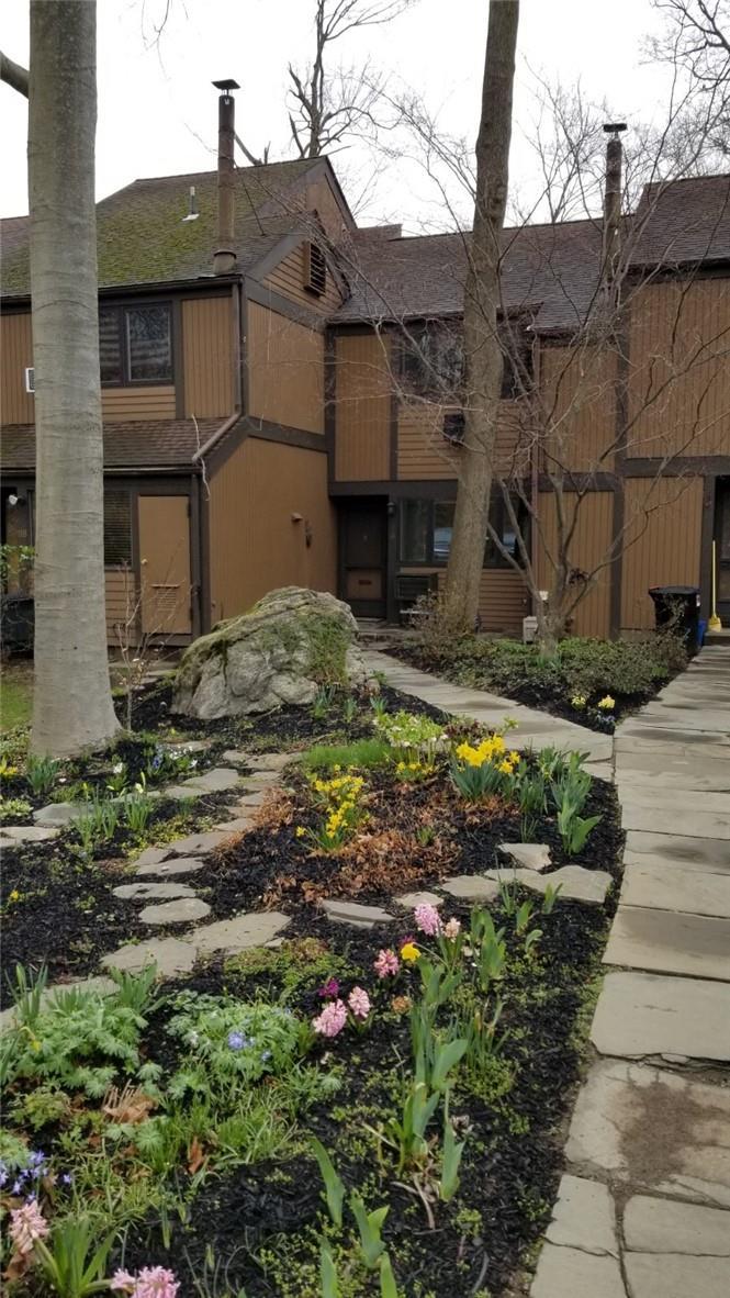 1 of 1 - 116 Round Hill Road, Dobbs Ferry, NY