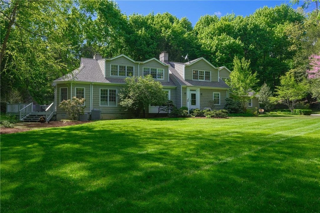 1 of 1 - 15 Wolfs Hill Road, Chappaqua, NY