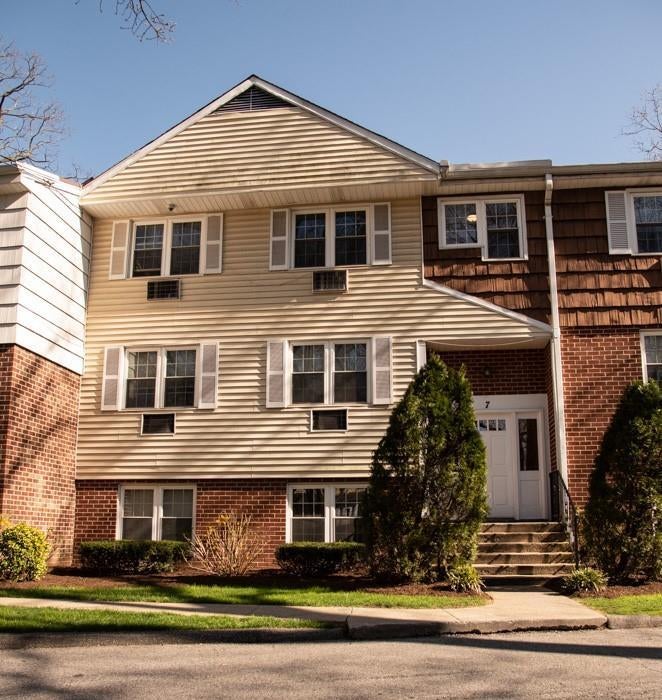 1 of 1 - 7 Lorraine Terrace # 113, Mount Vernon, NY