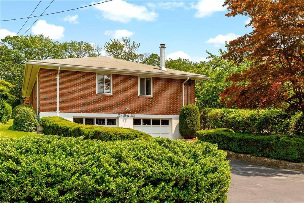 1 of 1 - 235 Union Avenue, Mamaroneck, NY
