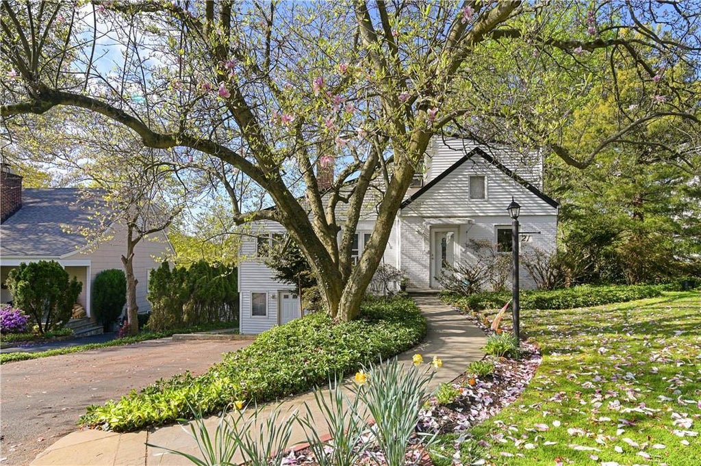 1 of 1 - 21 Mckinley Place, Ardsley, NY