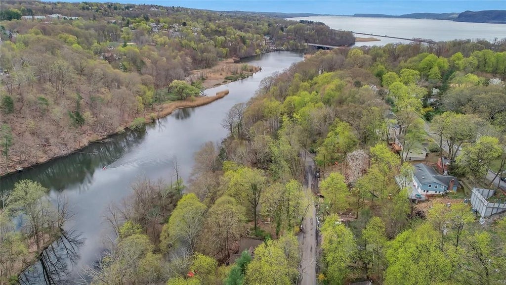1 of 1 - 22 Nordica Drive, Croton-on-Hudson, NY