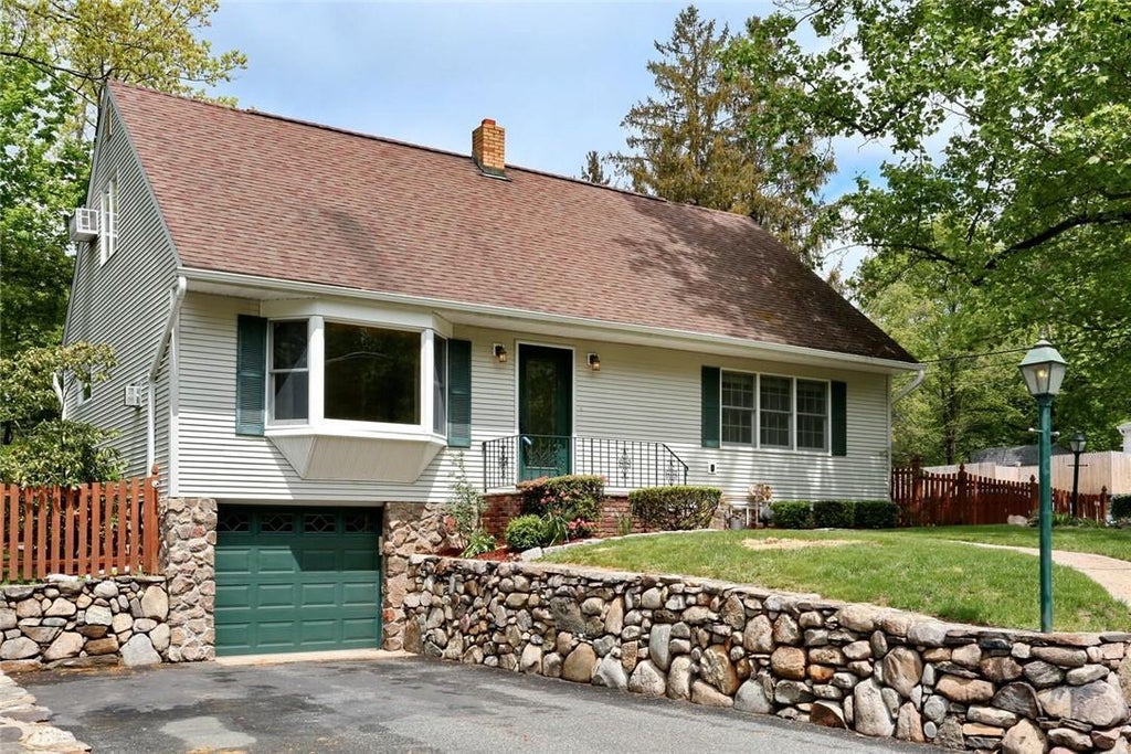 1 of 1 - 437 Gilbert Avenue, Pearl River, NY