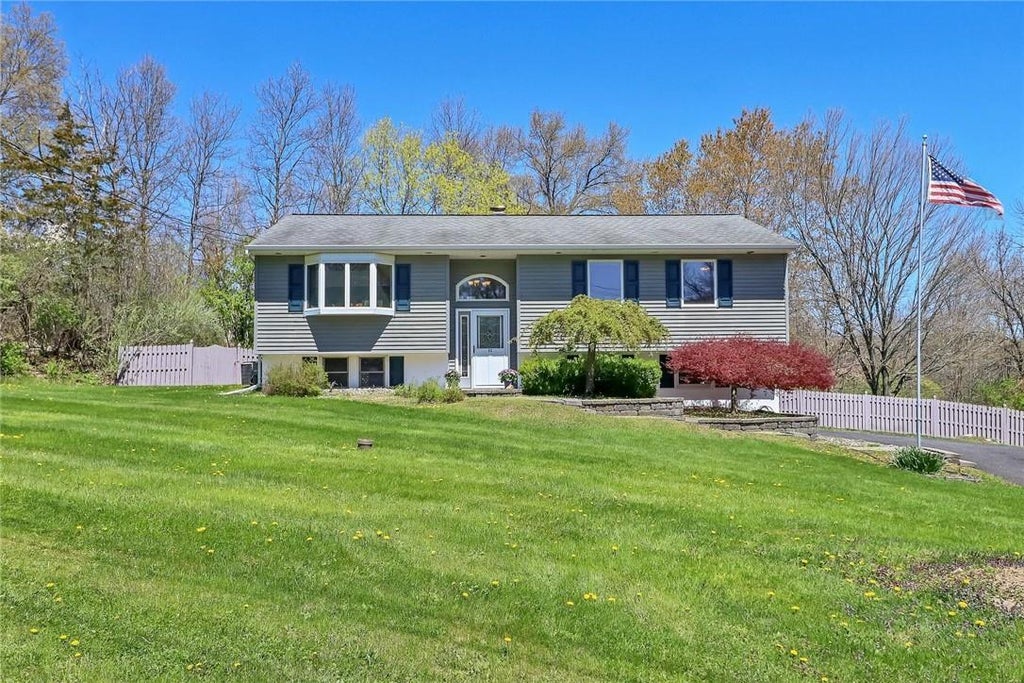 1 of 1 - 32 Lynmore Avenue, Salisbury Mills, NY