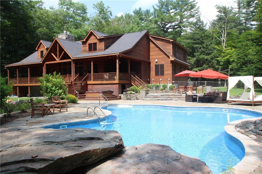 1 of 1 - 252 Woodstone Trail, Smallwood, NY