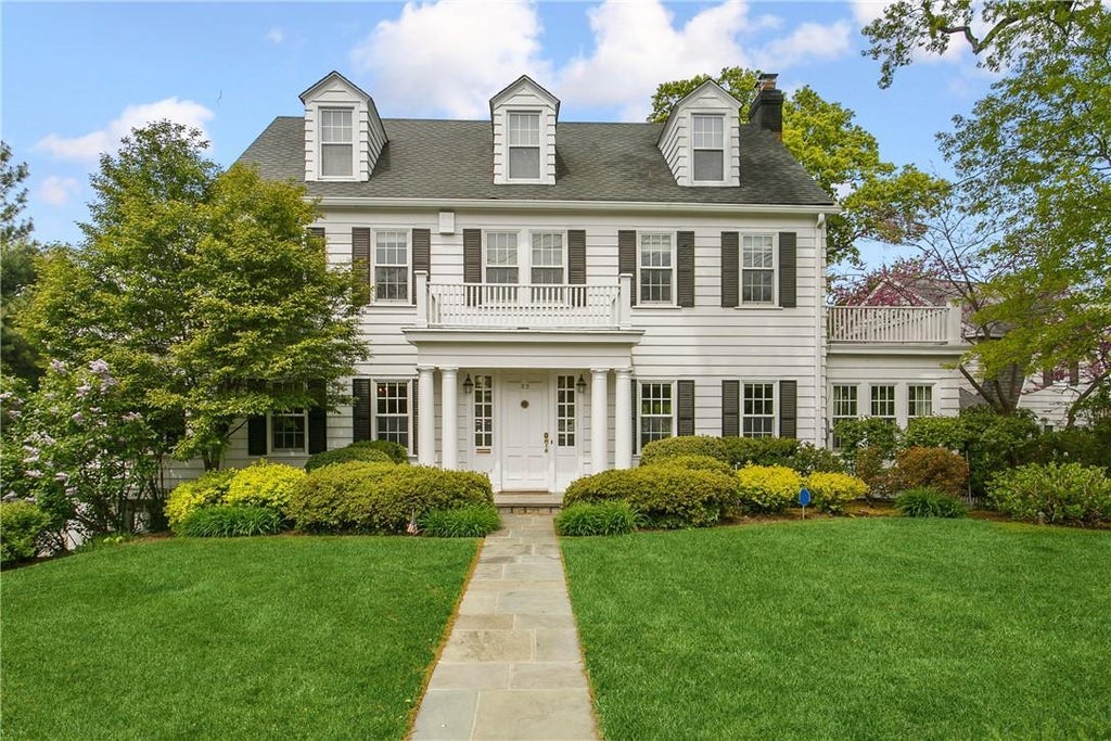 1 of 1 - 33 Bayberry St., Bronxville, NY