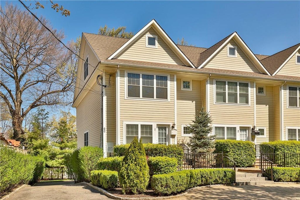 1 of 1 - 60 Lathers Park # 1, New Rochelle, NY
