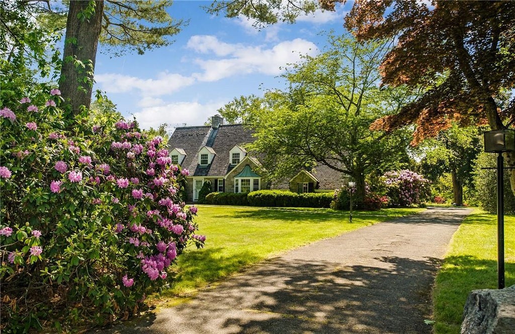 1 of 1 - 18 Lincoln Avenue, Rye Brook, NY