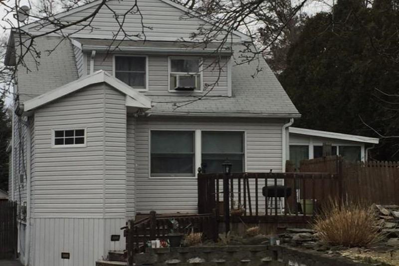 1 of 1 - 59 20th St., Huntington Sta, NY