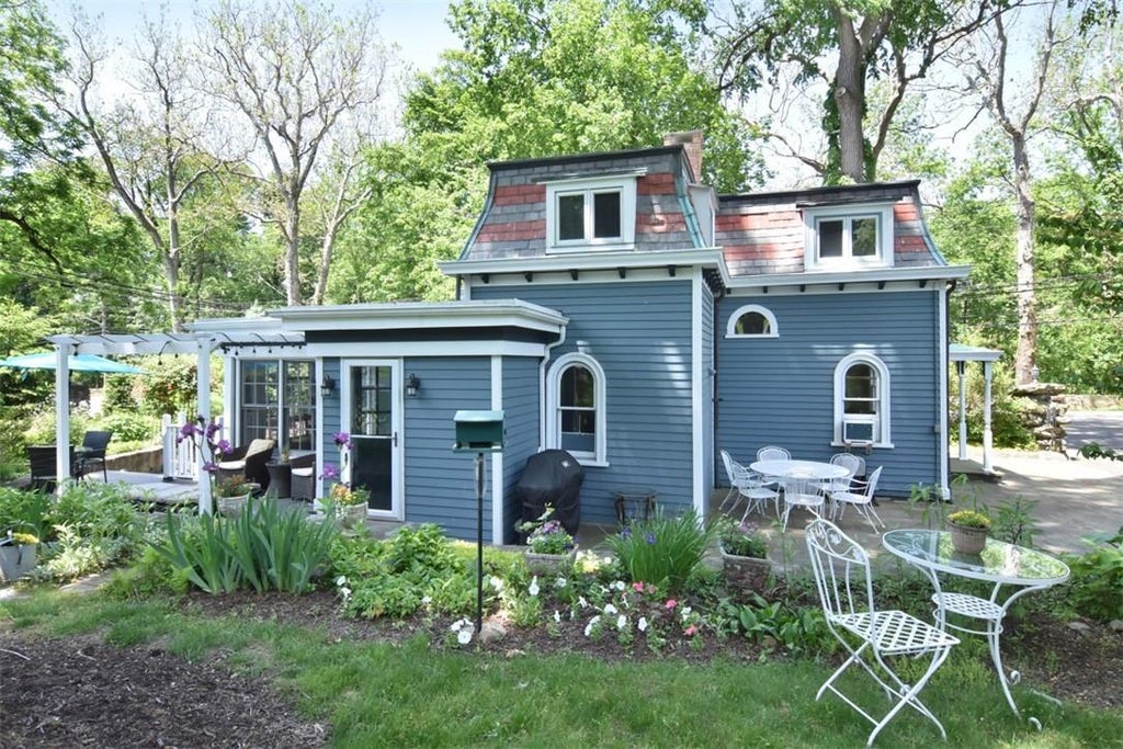 1 of 1 - 163 Broadway, Irvington, NY
