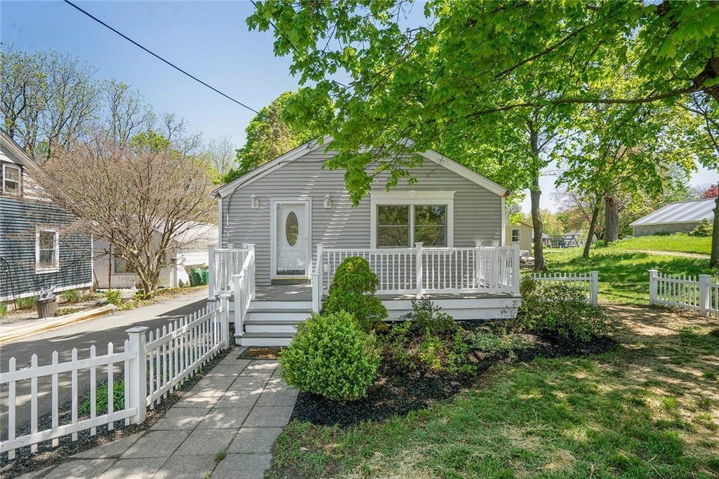 1 of 1 - 460 Violet Avenue, Poughkeepsie, NY