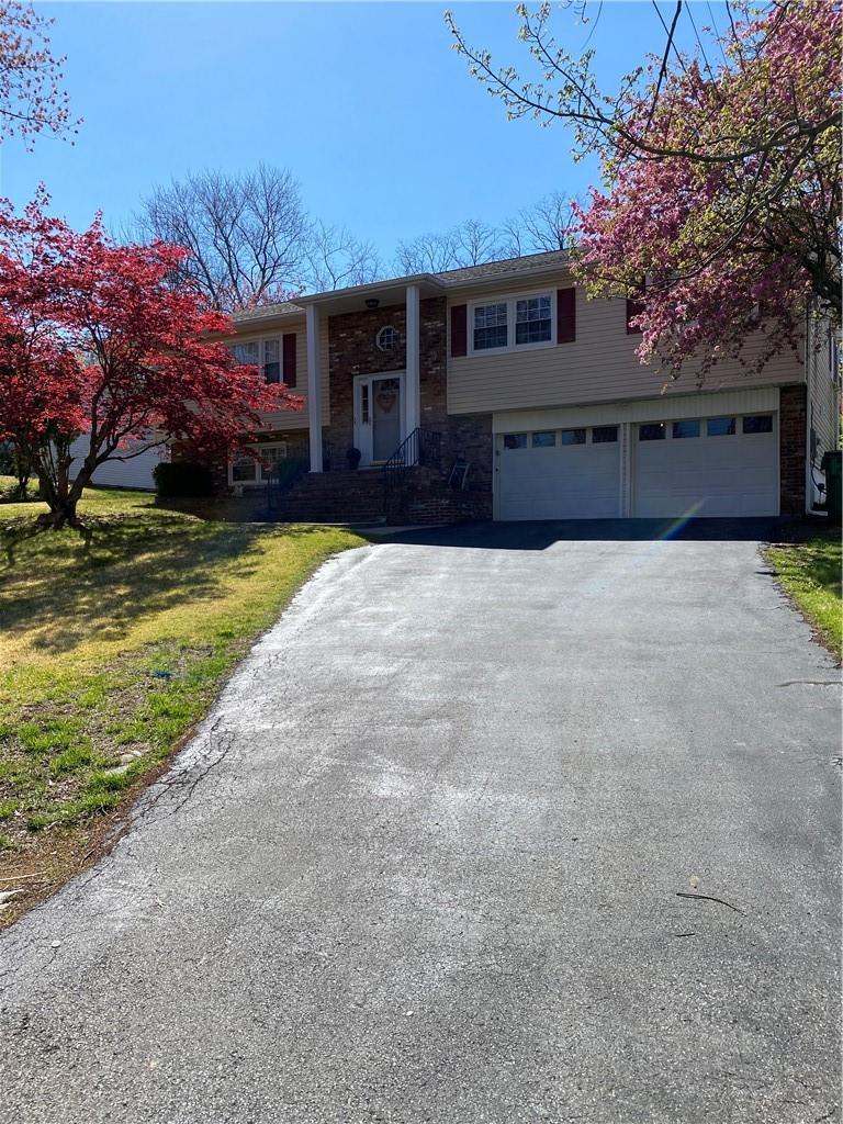 1 of 1 - 8 Split Tree Drive, Wappingers Falls, NY
