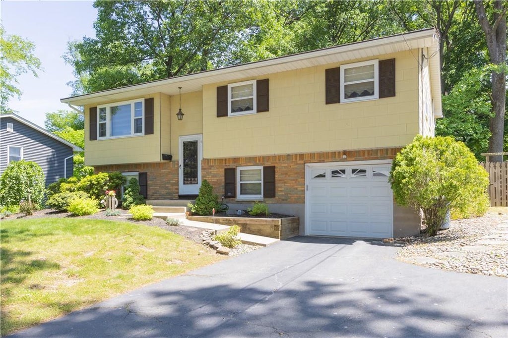 1 of 1 - 58 Sherwood Drive, Nanuet, NY