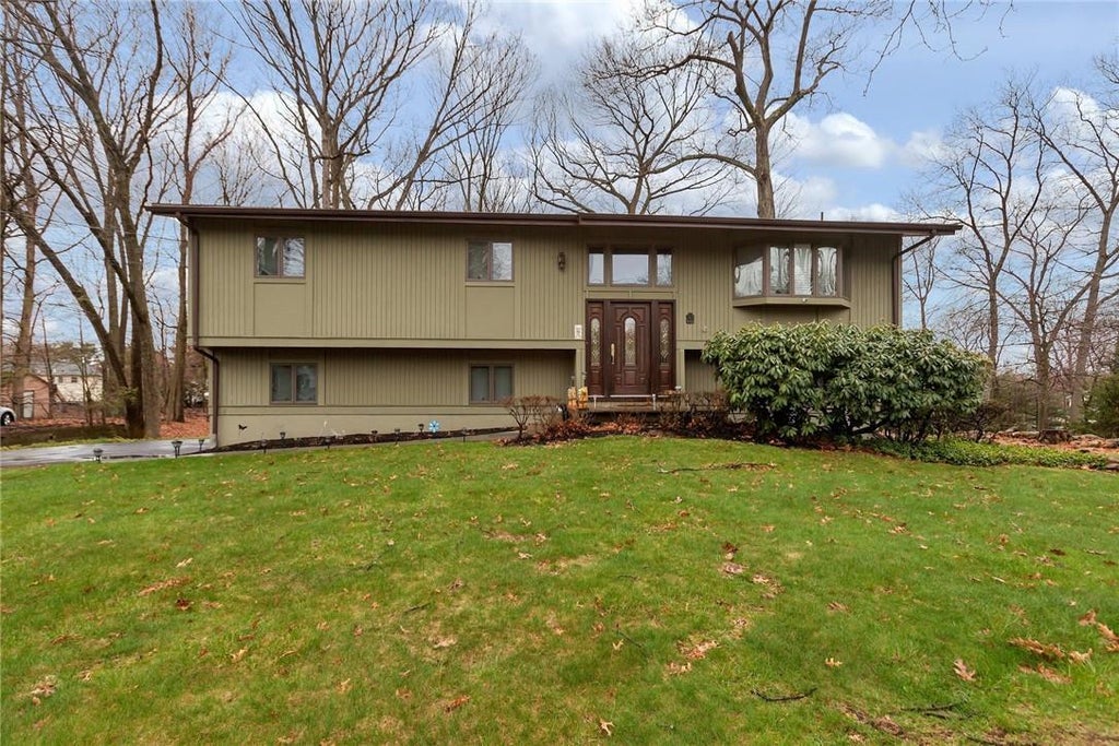 1 of 1 - 117 Smith Hill Road, Suffern, NY