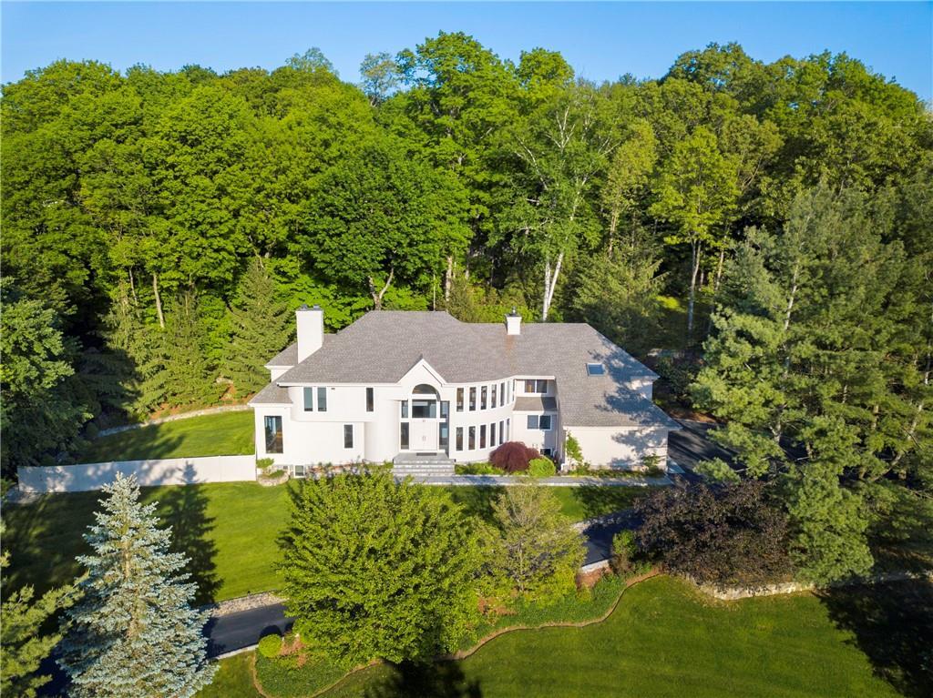 1 of 1 - 47 Random Farms Circle, Chappaqua, NY