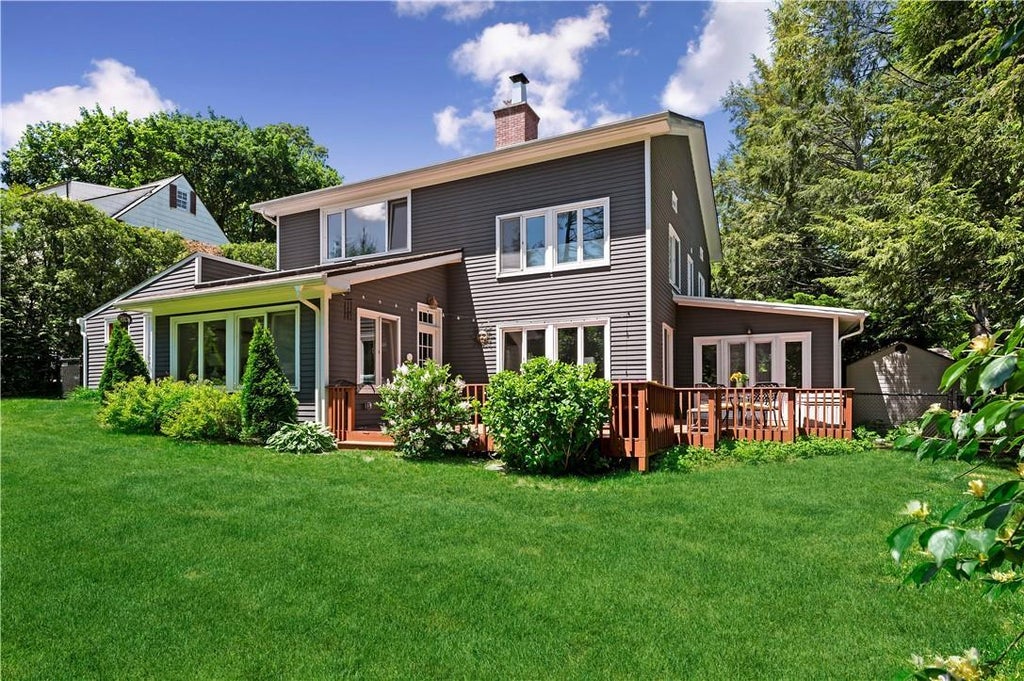 1 of 1 - 15 Country Club Lane, Pelham, NY