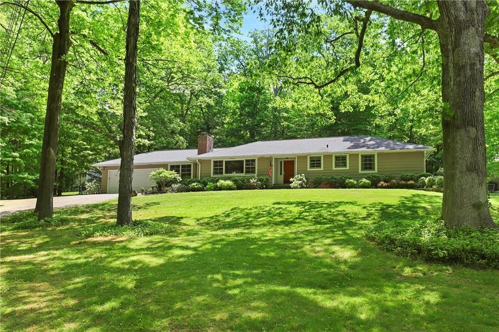 1 of 1 - 105 Main St., South Salem, NY
