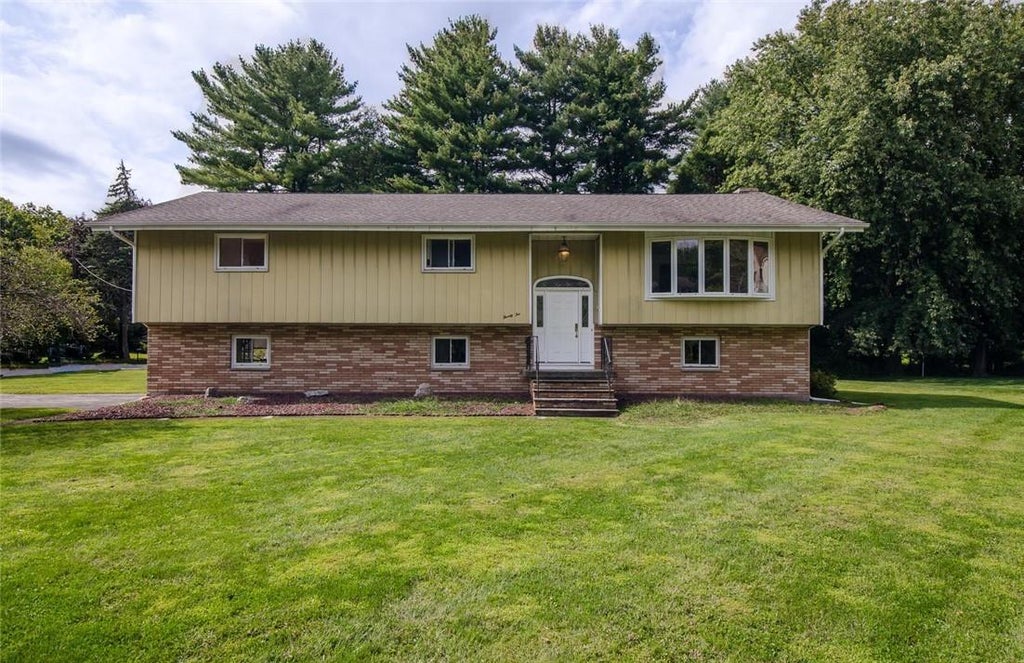 1 of 1 - 22 Pasture Lane, Poughkeepsie, NY