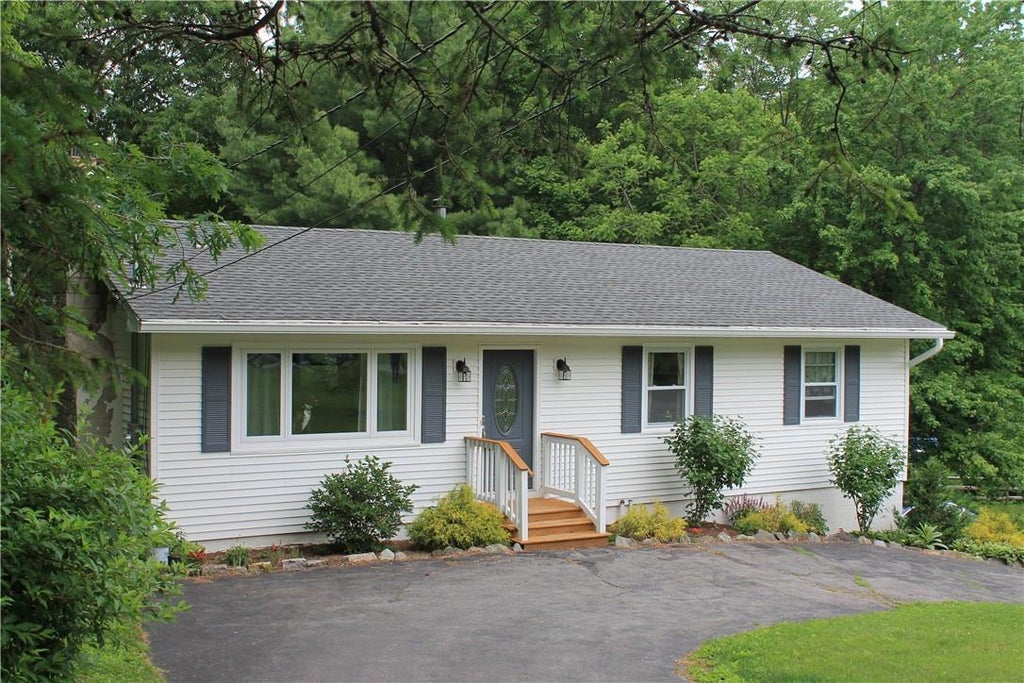 1 of 1 - 26 Beaver Road, La Grange Ville, NY