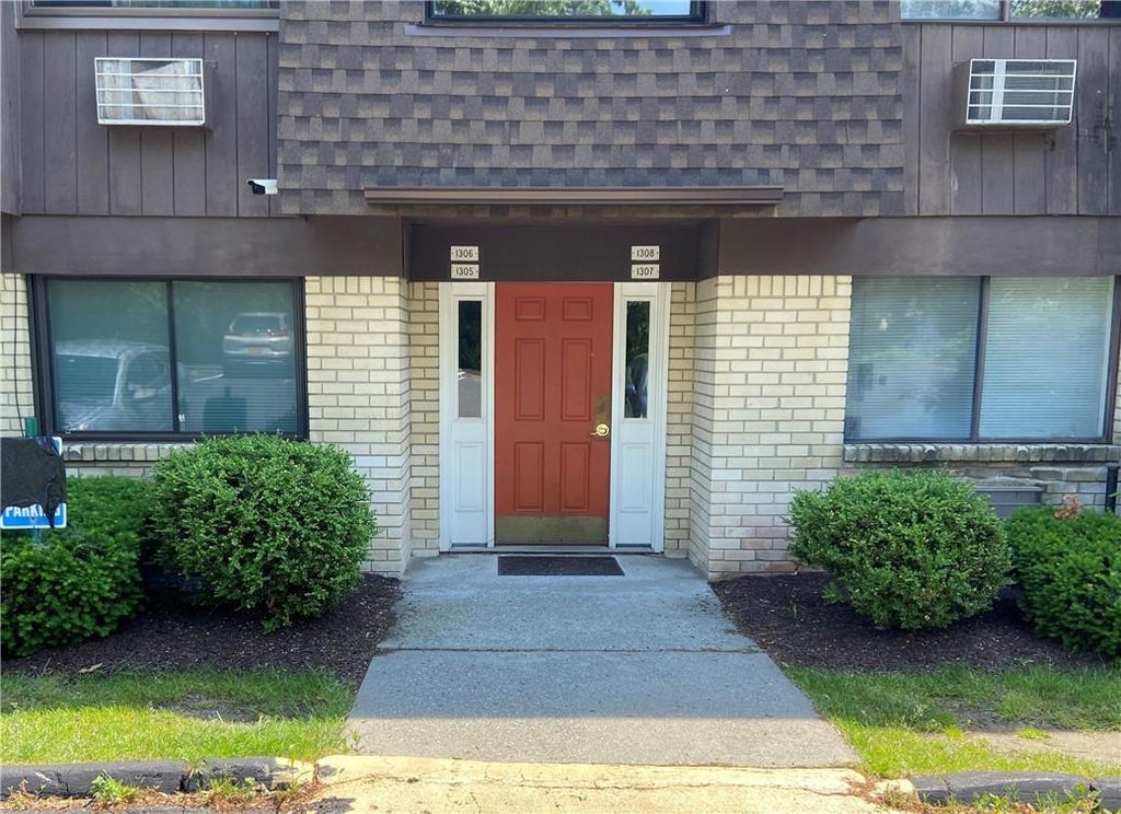1 of 1 - 1307 Cherry Hill Drive, Poughkeepsie, NY