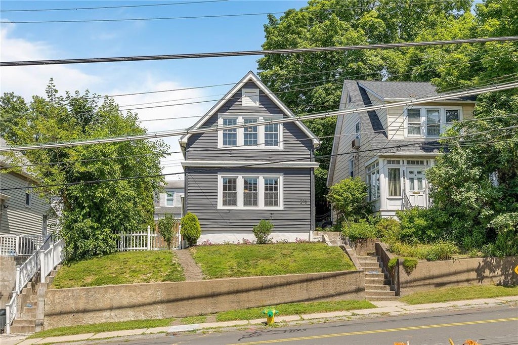1 of 1 - 275 Lexington Avenue, White Plains, NY