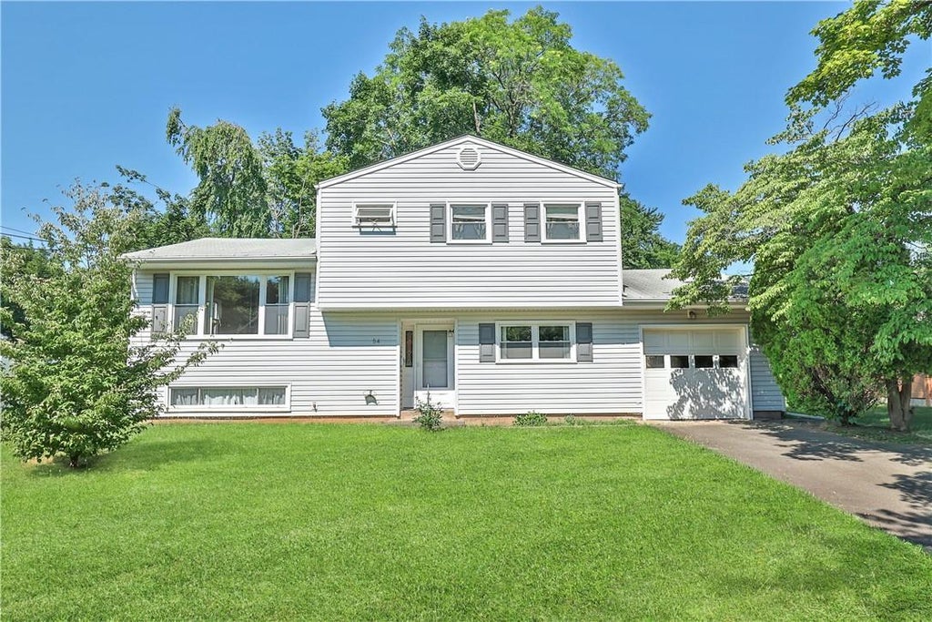 1 of 1 - 54 Chestnut Oval, Orangeburg, NY