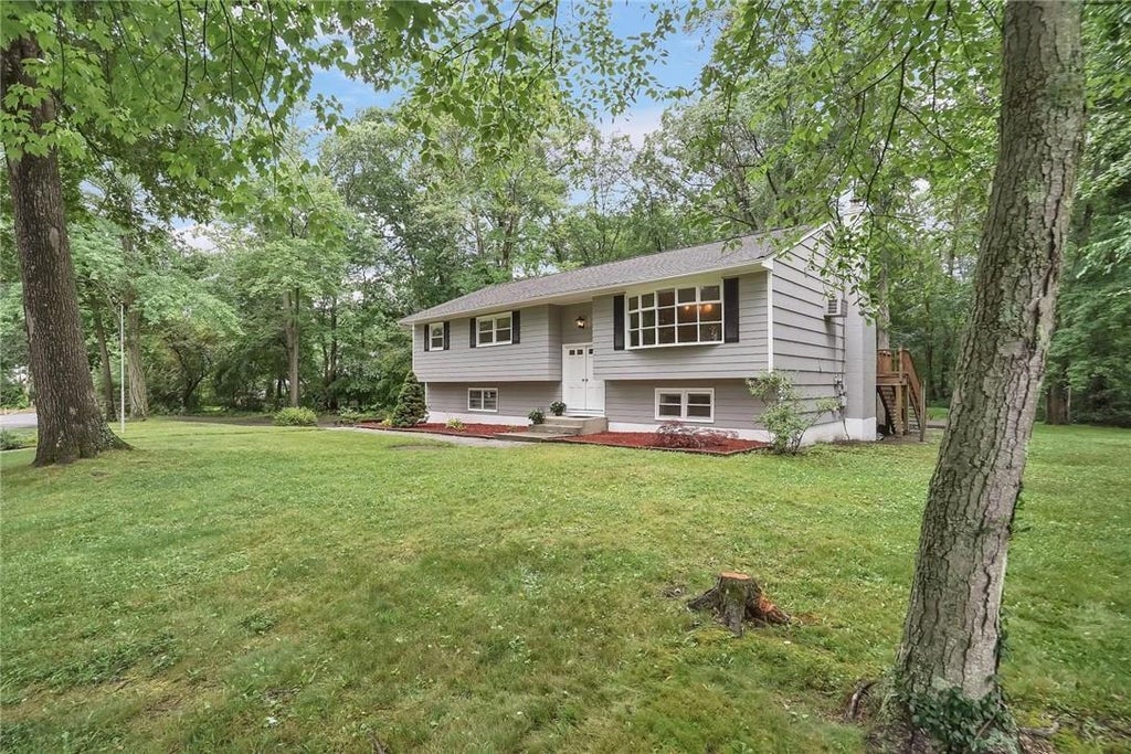 1 of 1 - 5 Salem Court, Poughkeepsie, NY