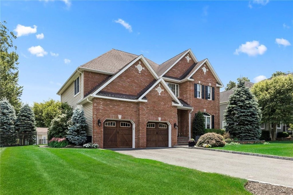 1 of 1 - 18 Carley Court, West Nyack, NY