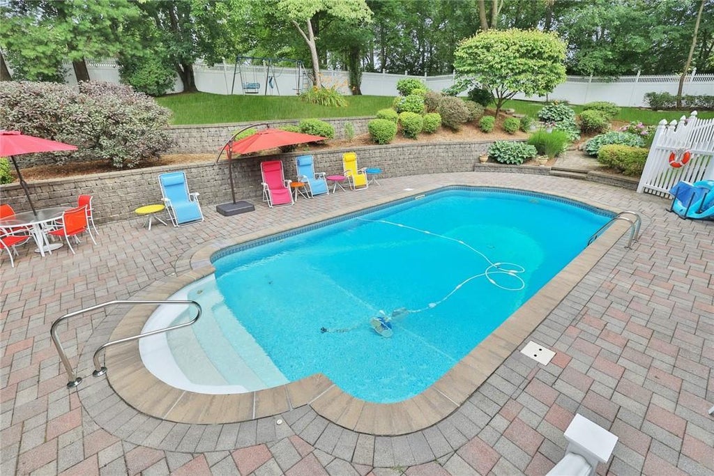 1 of 1 - 10 Deforest Court, Valley Cottage, NY