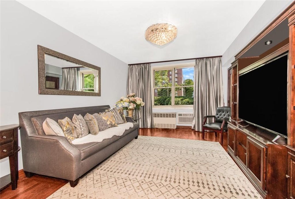 1 of 1 - 629 Kappock St. # 3f, Bronx, NY