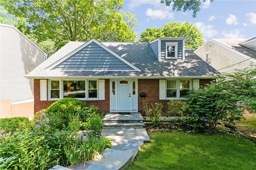 1 of 1 - 5 Orchard Parkway, White Plains, NY