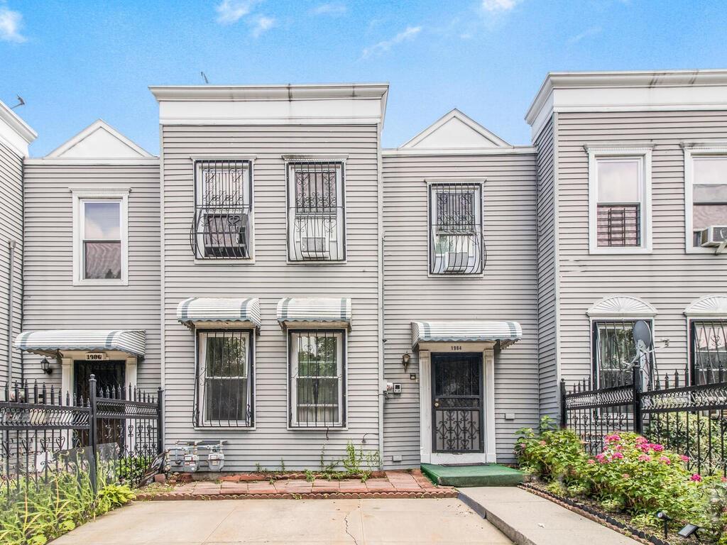 1 of 1 - 1984 Vyse Avenue # A, Bronx, NY