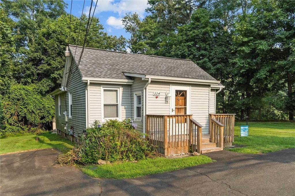 1 of 1 - 224 Old Haverstraw Road, Congers, NY